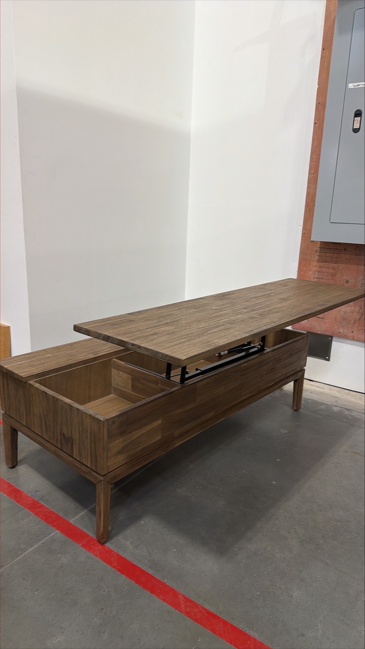 Lift Top Coffee table